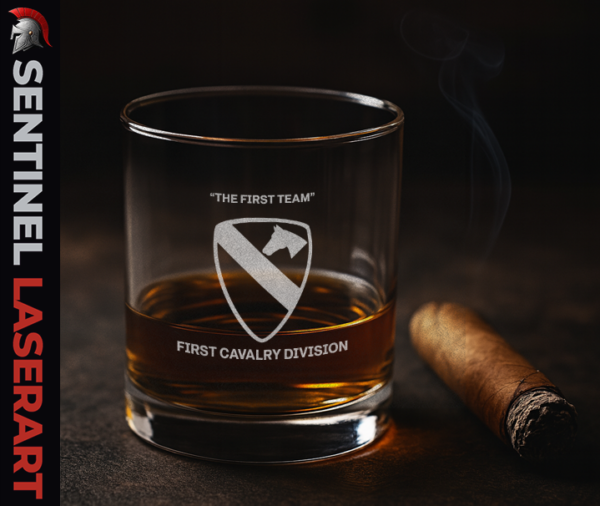 US Army Division whiskey glass 1st Cavalry Division laser engraved 13oz rocks glass — division patch, motto, designation — Army veteran gift